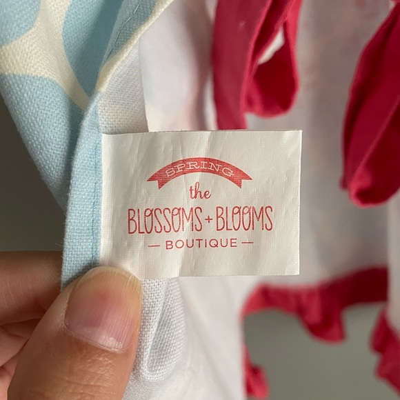 Decorative Apron - Picture 4 of 4